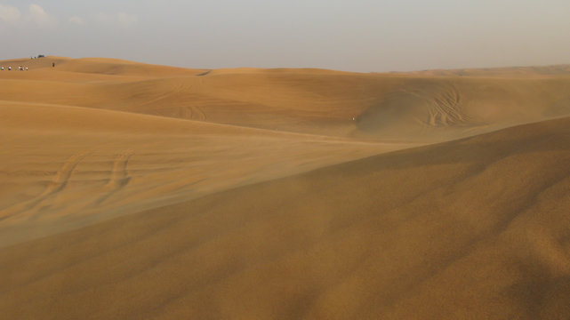 desert landscape, Dubai, UAE © Mentor56