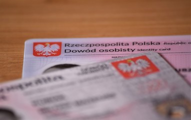 Polish old ID card and new with chip , translation of description: 