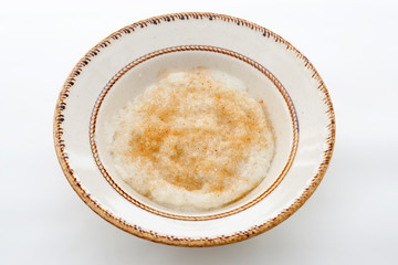 hot grits cereal with cinnamon