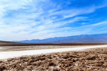 Fototapeta na wymiar Hiking Badwater Basin in Death Valley, California