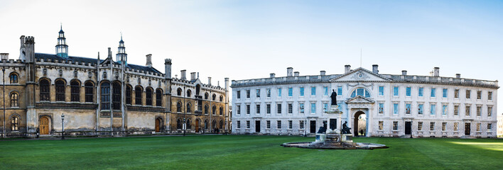 Fototapeta na wymiar Kings College, University of Cambridge, panorama view of old buildings
