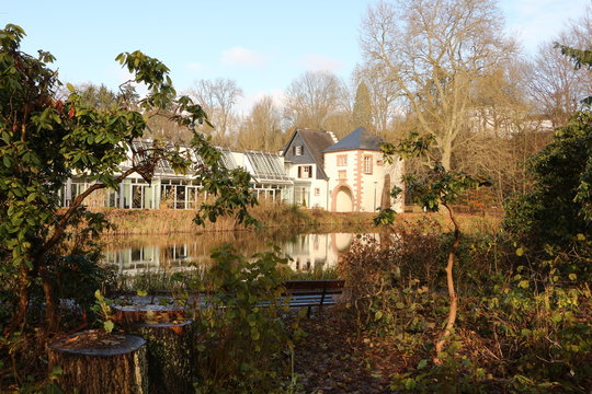 Herbst in einem kleinen Park in Illingen (Saar)