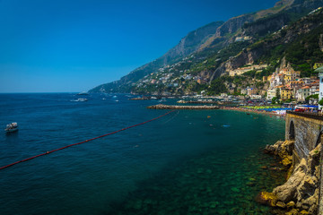Naklejka premium Italy - Swimming Hole Right on the Beaten Path - Amalfi Coast