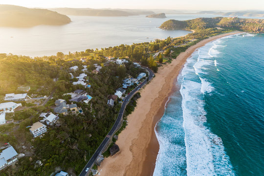 Coastal homes at Palm Beach shoreline, Sydney, Australia