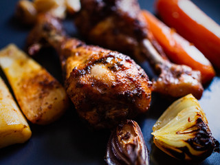 Barbecue chicken drumsticks with roast vegetables