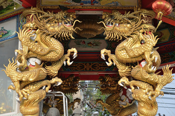 dragon statue in chinese temple    