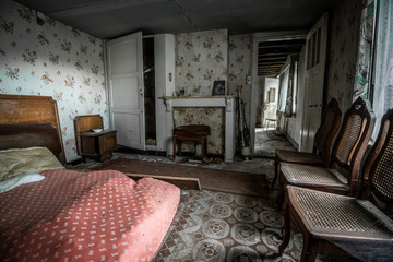 An old, small abandoned house somewhere in Belgium