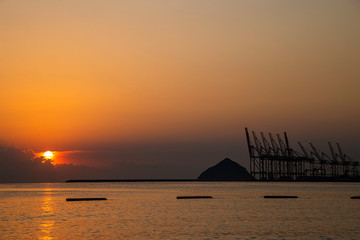 Fototapeta na wymiar The sunrise in the Indian ocean