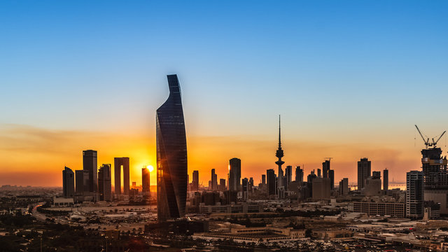 Sunset in Kuwait City - Bright - City glowing in the evening light 