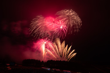 美しい芸術花火　札幌