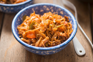 Pad thai chicken  with vegetables and nuts