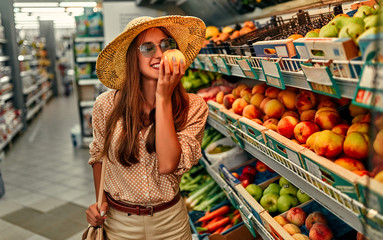 Young girl tourist travels