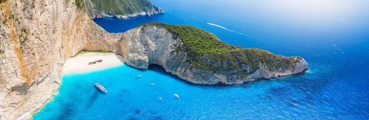 Panoramablick auf den berühmten Navagio Schiffswrack Strand von Zakynthos, Griechenland