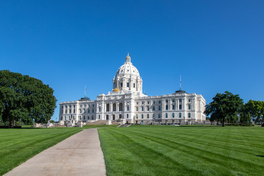 Saint Paul Minnesota Capitol Building and Grounds on a Summer Day, Clear Blue Sky, Green Lawn, Sidewalk, Leading Line