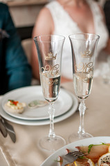 Glasses of champagne with mr and mrs insription
