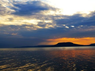Obraz premium sunset over the sea