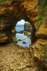 the grotto, great ocean road, victoria, australia