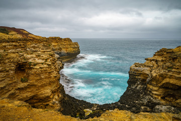 the grotto, great ocean road, victoria, australia