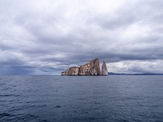 Fototapeta na wymiar Kicker Rock in Galapagos