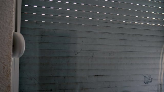 Putting down the window's blinds