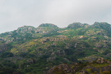 Fototapeta na wymiar View of the mountains at Mount Abu in Rajasthan, India