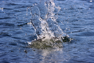 Gentle wave pattern with bright reflections stock photo