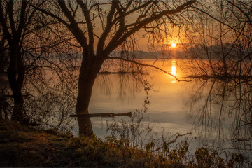 lever de soleil sur la Loire