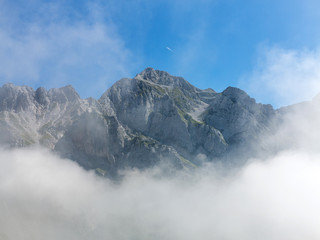 Fototapeta na wymiar Nebbia o nuvole