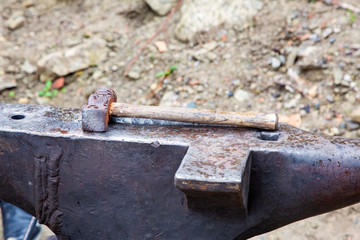 Schmied - Hammer - Amboss 