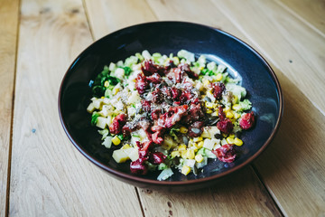 Salade composée avec des gésiers de canard	