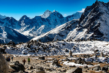 Fototapeta na wymiar Reportage au Népal la Haute route de l'Everest 