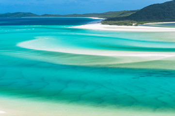 Breathtaking view of isolated Whitsunday island from Hill Inlet
