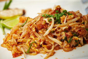 Pad Thai, Thai stir fried rice noodle 