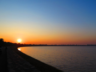 Fototapeta na wymiar Sunset at Sukhna lake in Chandigarh, India