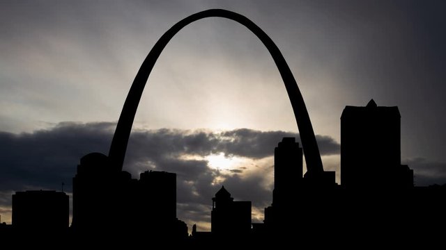 St Louis, Skyline with Skyscrapers and the Gateway Arch, Time Lapse at Sunrise