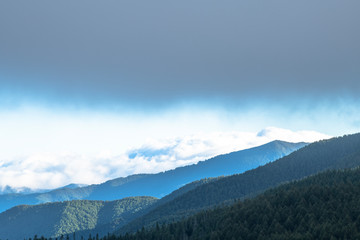 高ボッチ高原から望む松本盆地と北アルプス