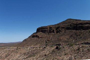 Fototapeta na wymiar Pustynne górskie tereny stanu California w Meksyku