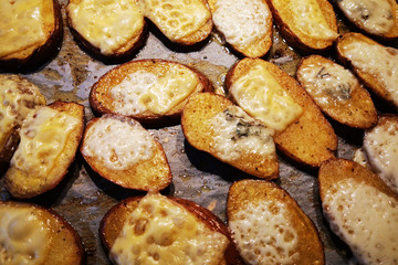 grilled potatoes with fresh cheese