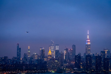 Fototapeta na wymiar New York au crépuscule