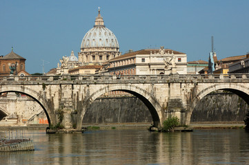 Naklejka na ściany i meble Rome view from the bridge over the Tiber river - Rome - Italy