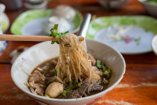 Thin rice noodles stewed pork nooddle soup and pork ball