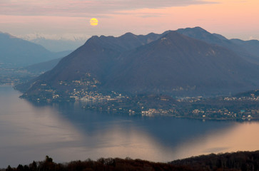 Laveno-Mombello (VA), Lago Maggiore, Piemonte, Italia.