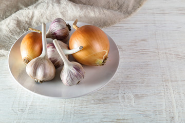 Image with garlic.