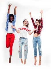 Obraz premium diverse multi nation girls group, teenage friends company cheerful having fun, happy smiling, cute posing isolated on white background, lifestyle people concept, african-american and caucasian