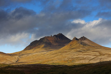 Obraz premium Volcanic alpine landscape in Skaftafell Natural Park, Iceland, Europe