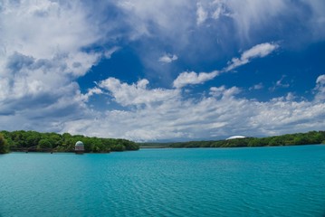 グリーンの湖