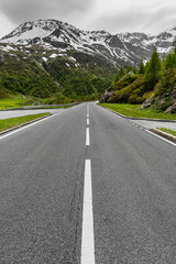 Fototapeta premium mountain pass from italy to swizerland