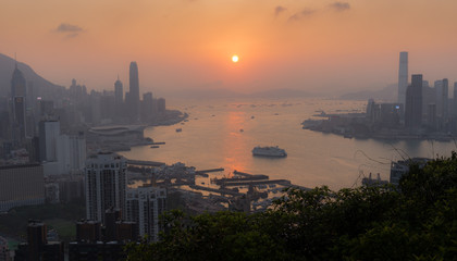 Obraz premium Sunset over Hong Kong