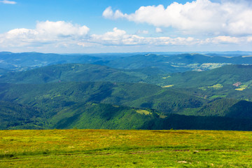 Obraz premium mountain landscape with clouds. beautiful summer scenery