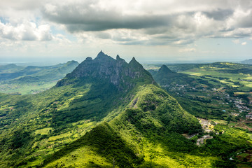 The Moka Range seen from Le Pouce mountain in central Mauritius tropical island - obrazy, fototapety, plakaty